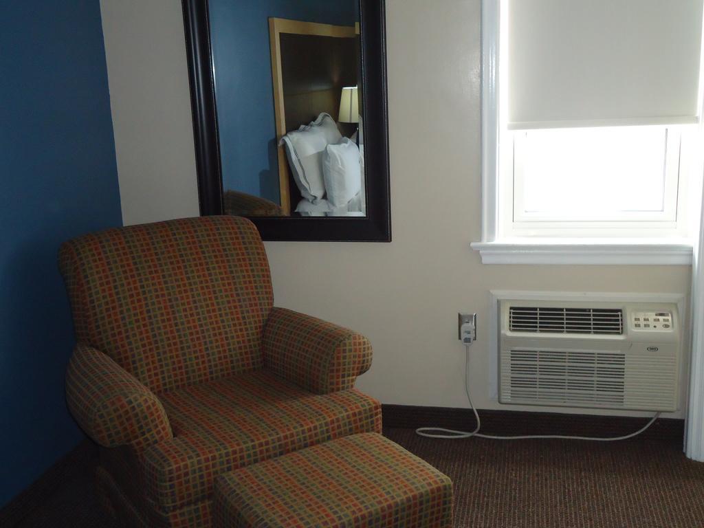 Econo Lodge Sudbury Phòng bức ảnh