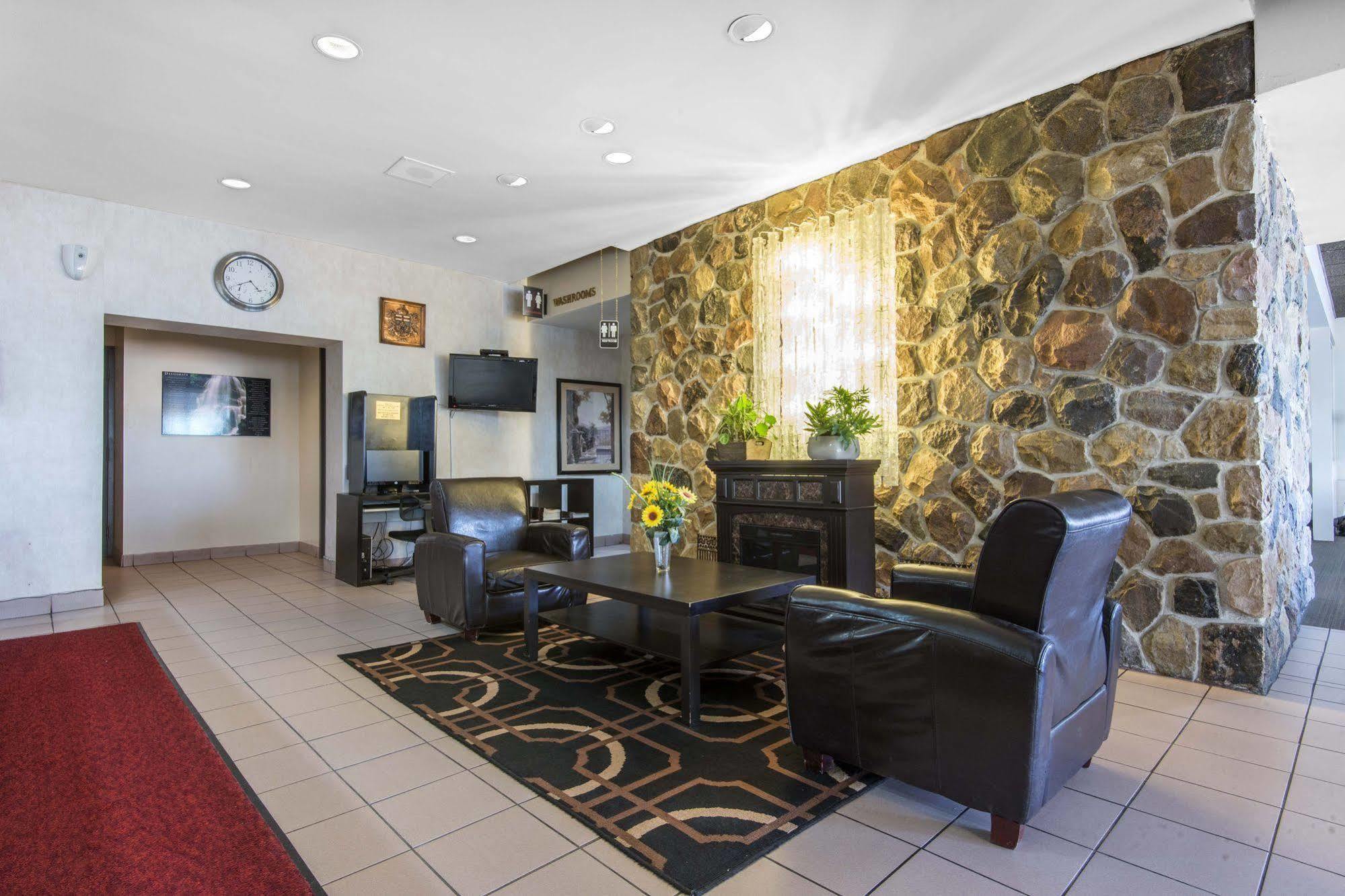 Econo Lodge Sudbury Ngoại thất bức ảnh