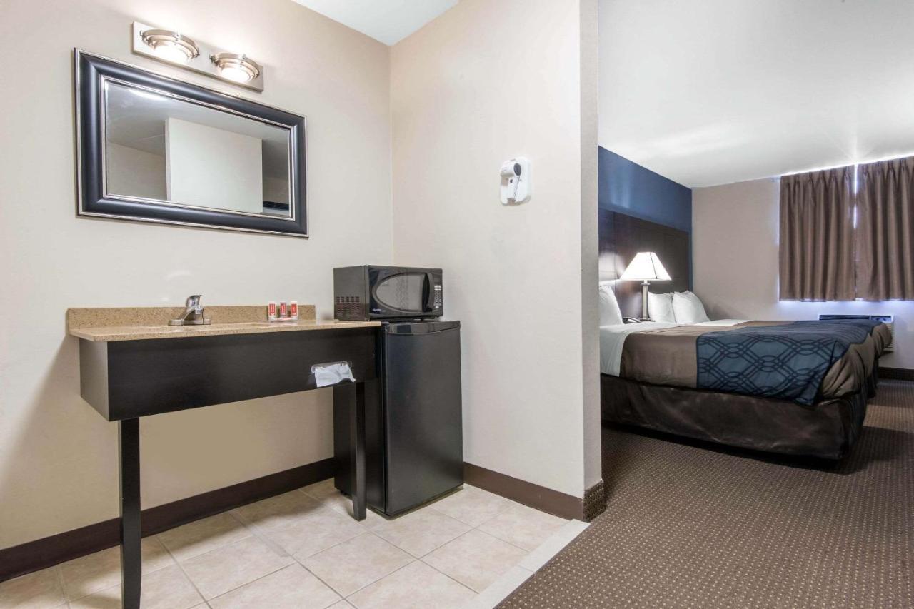 Econo Lodge Sudbury Ngoại thất bức ảnh